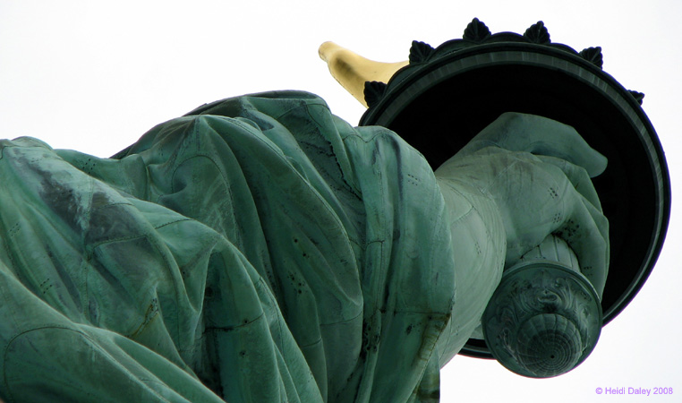 NYC-TheStatueOfLiberty090-1