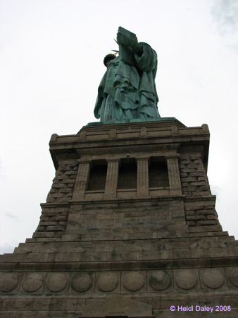 NYC-TheStatueOfLiberty093