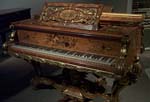 GrandPiano1